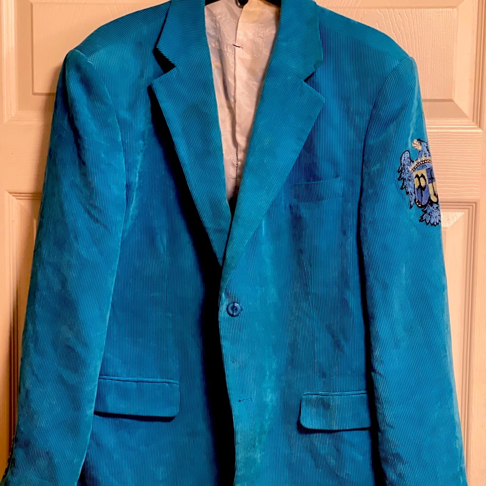 Cross designed Jacket - Picture 4 of 7
